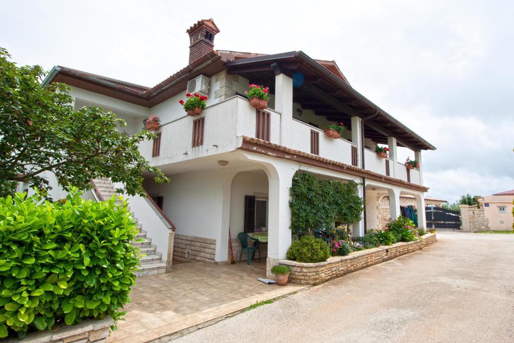 Apartman Orbanici Orbanići Exterior foto